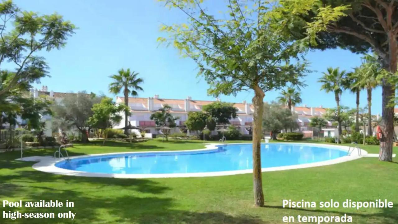 Casa De Lujo En La Playa Frente Al Campo De Golf Villa El Portil Exterior photo